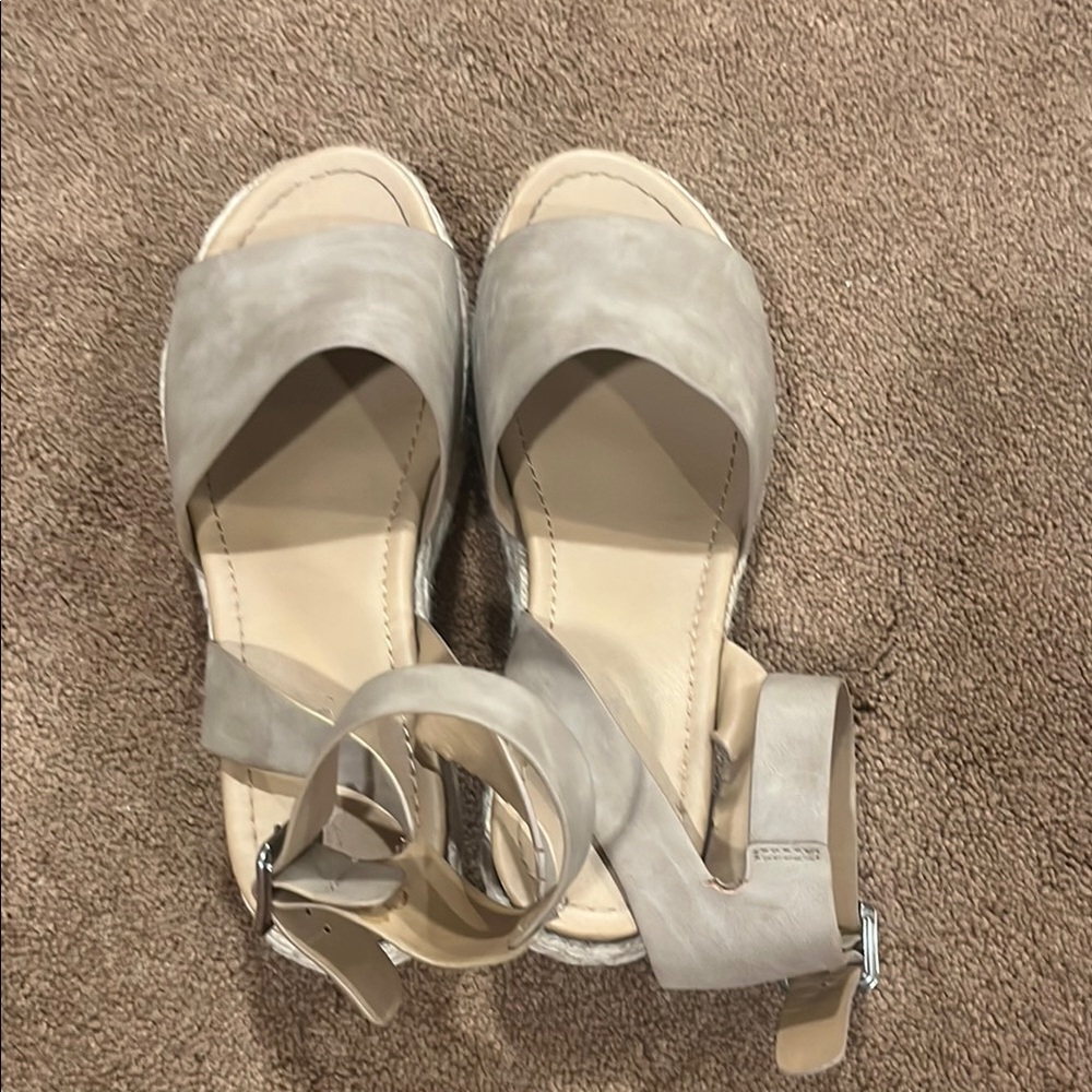 Womens platform sandals